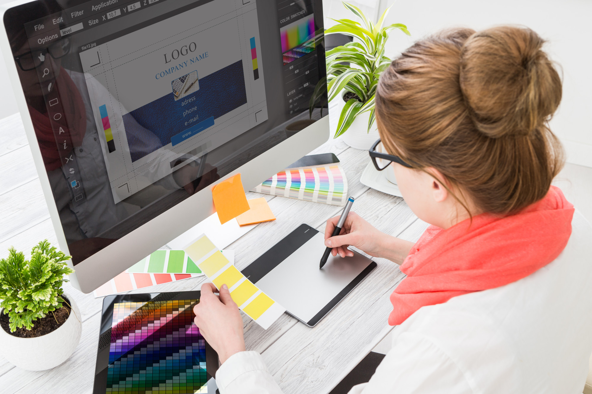 Don’t DIY a Design: 5 Reasons You Should Outsource Graphic Designers