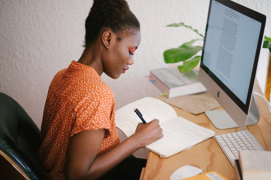 Mastering Social Media Copywriting: Expert Tips & Strategies